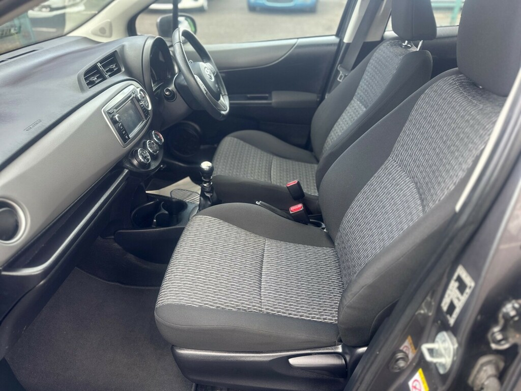Toyota Yaris 1.4 D-4d Tr Hatchback Grey #6