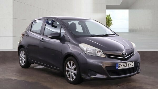 Toyota Yaris 1.4 D-4d Tr Hatchback Grey #2