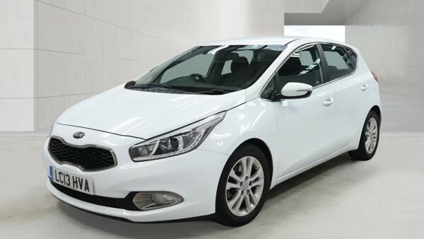 Kia Ceed 1.6 Crdi 2 Hatchback White