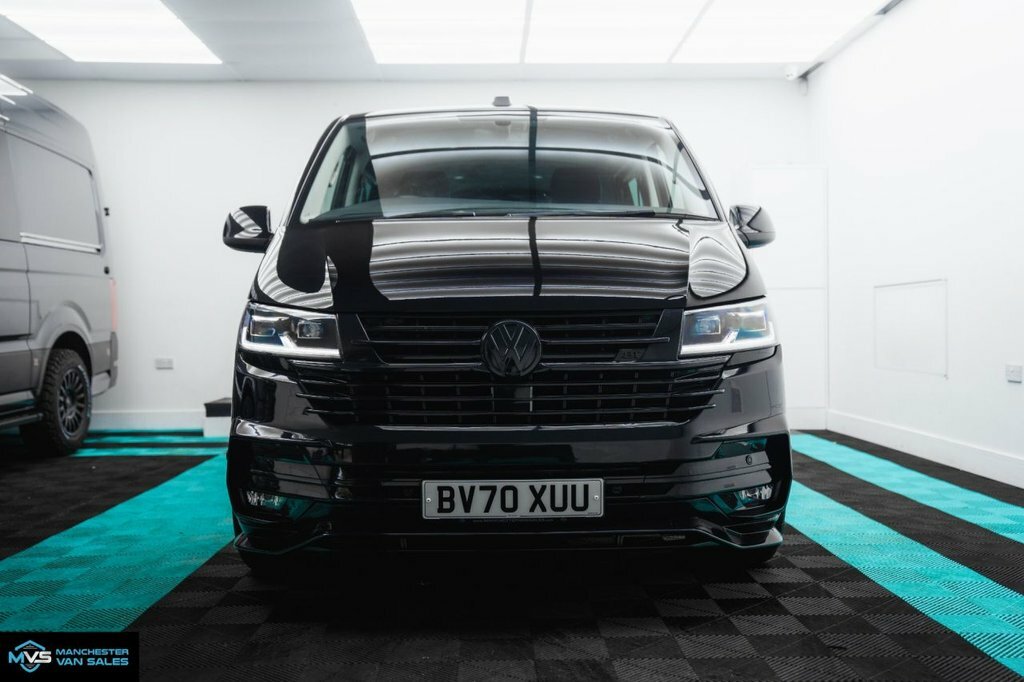 Volkswagen Transporter 2L Highline Black #2