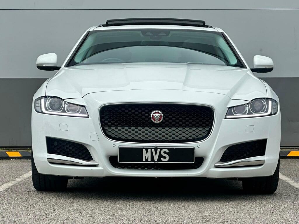 Jaguar XF Saloon 2.0D Portfolio Euro 6 Ss 2015 White #2