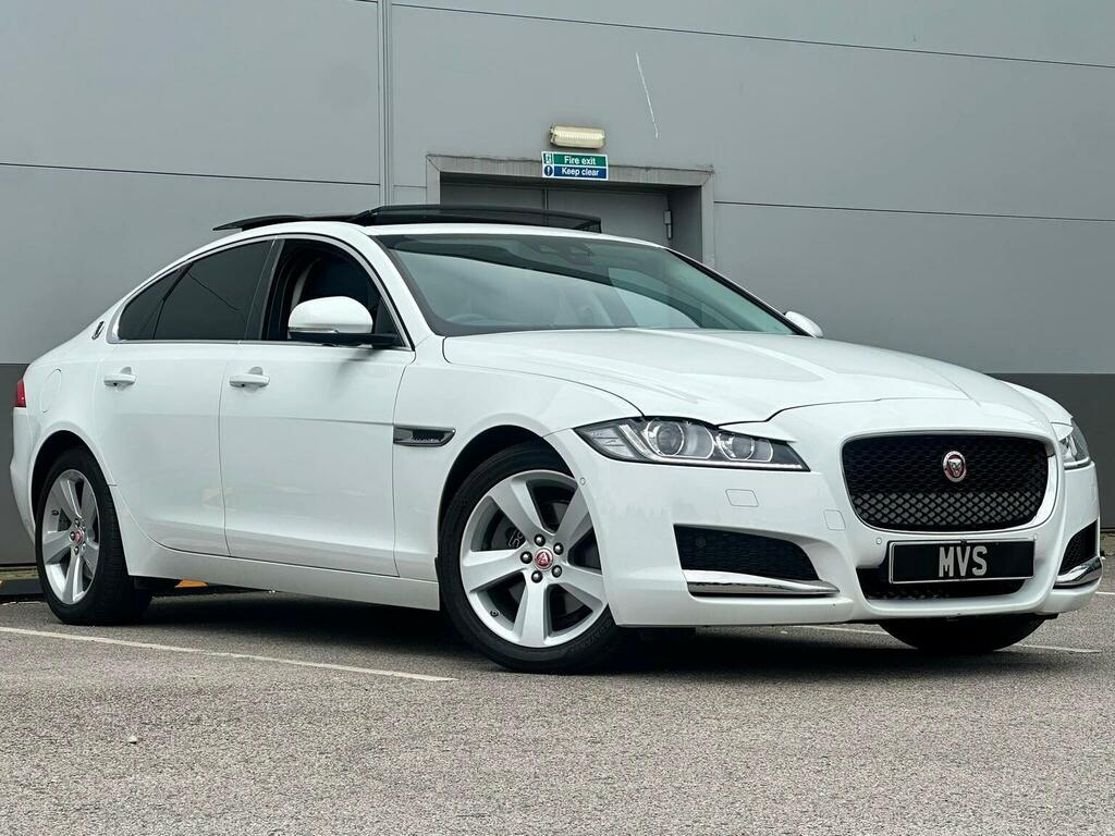 Jaguar XF Saloon 2.0D Portfolio Euro 6 Ss 2015 White #3