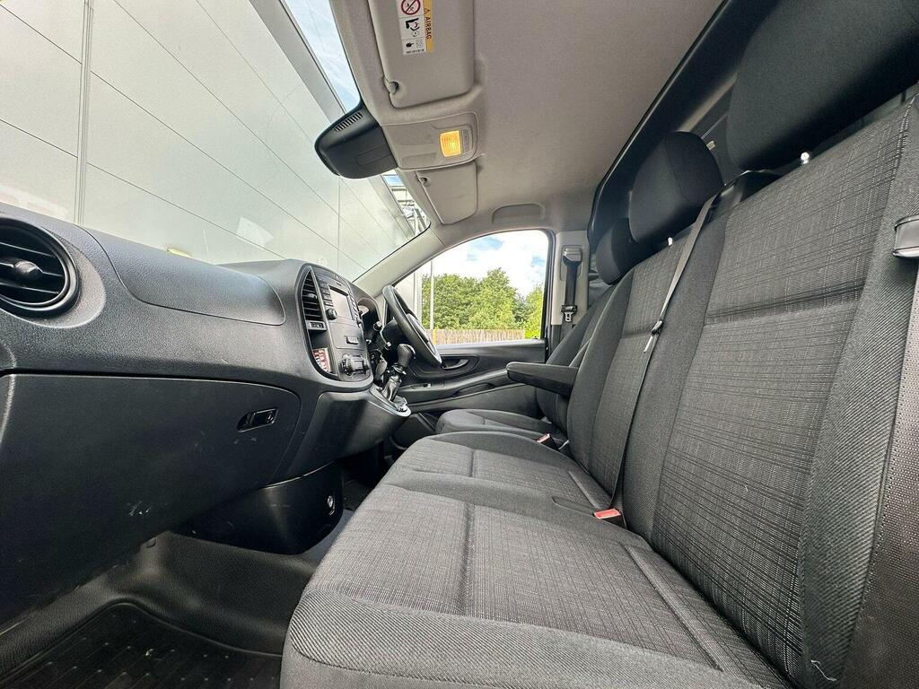 Mercedes-Benz Vito 114 Bluetec White #23
