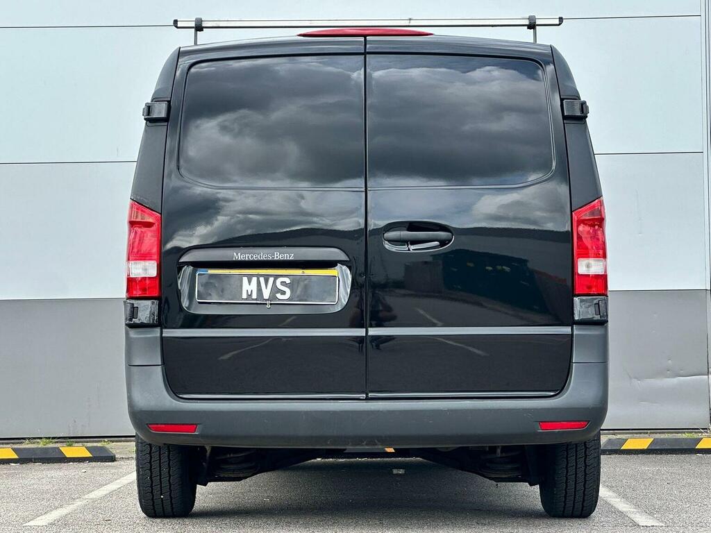Mercedes-Benz Vito 114 Bluetec White #11
