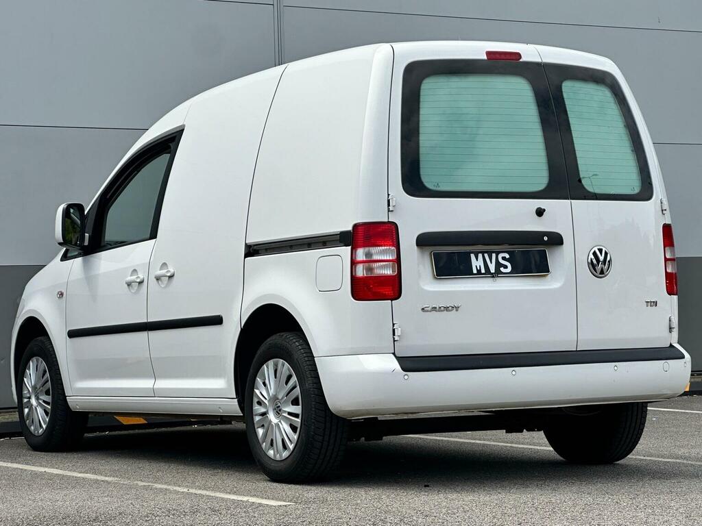Volkswagen Caddy Mpv White #4