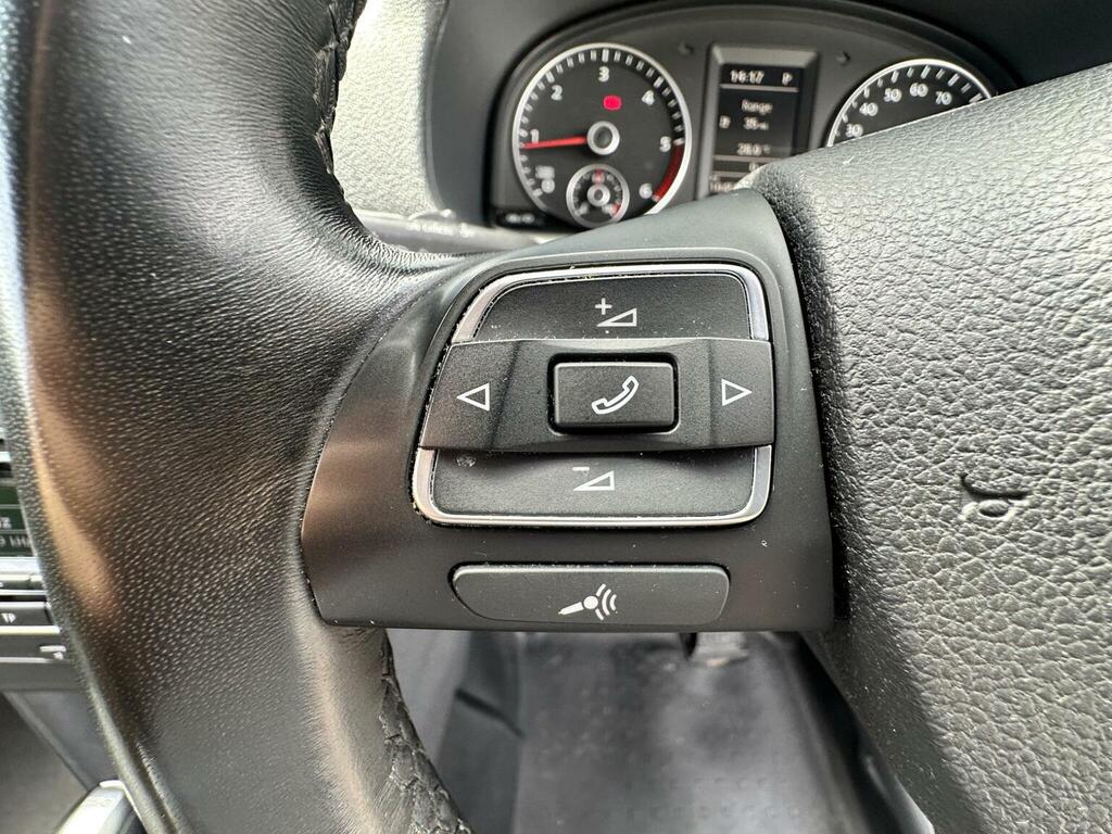 Volkswagen Caddy Mpv White #14