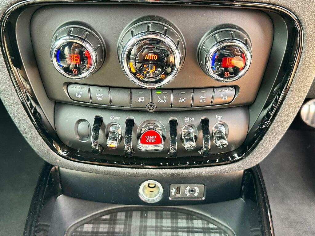 Mini Clubman Cooper D White #26