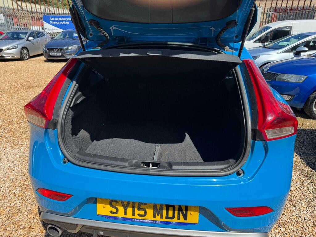 Volvo V40 Hatchback Blue #16