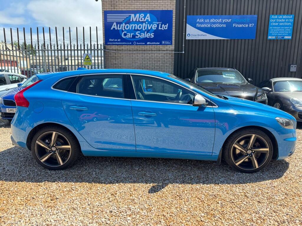 Volvo V40 Hatchback Blue #8