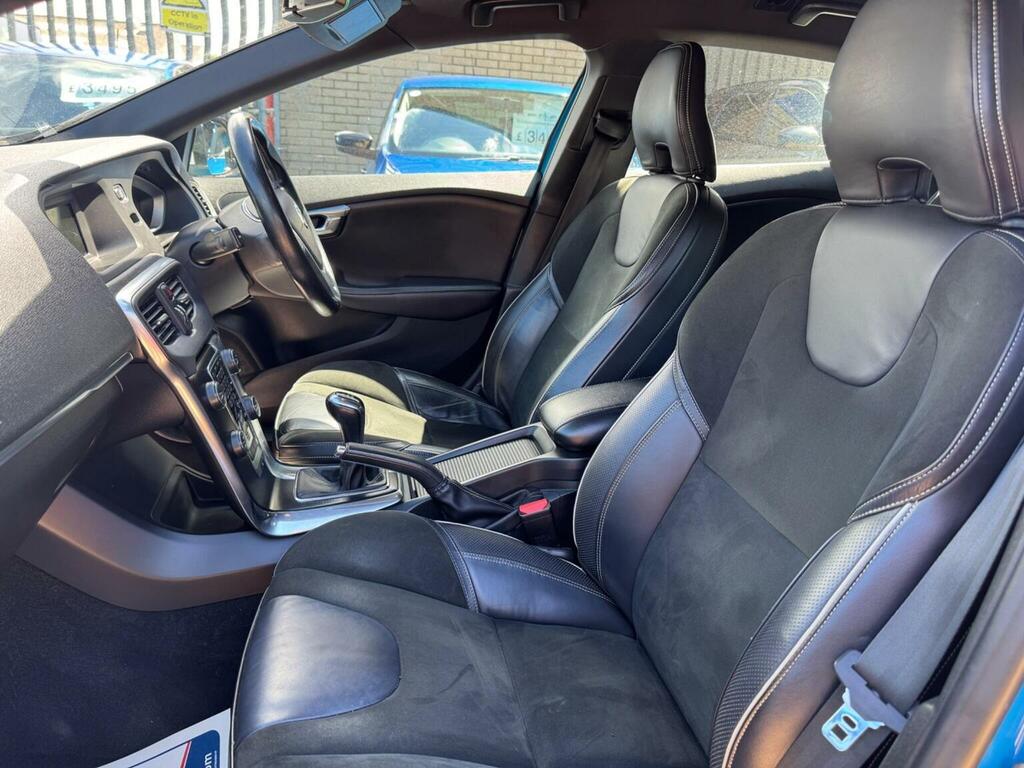 Volvo V40 Hatchback Blue #10