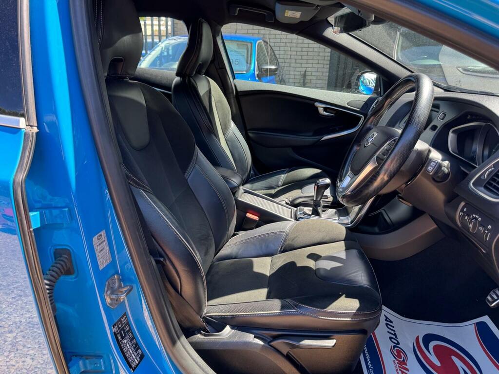 Volvo V40 Hatchback Blue #13