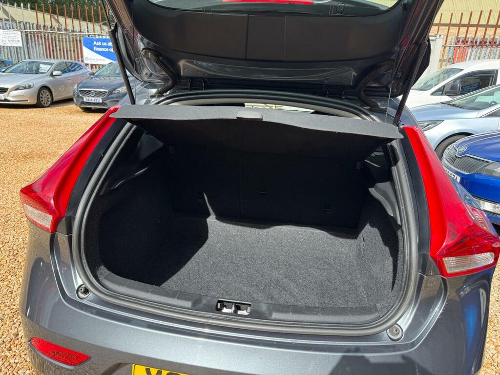 Volvo V40 2013 1.6 D2 R-design 113 Bhp Blue #15