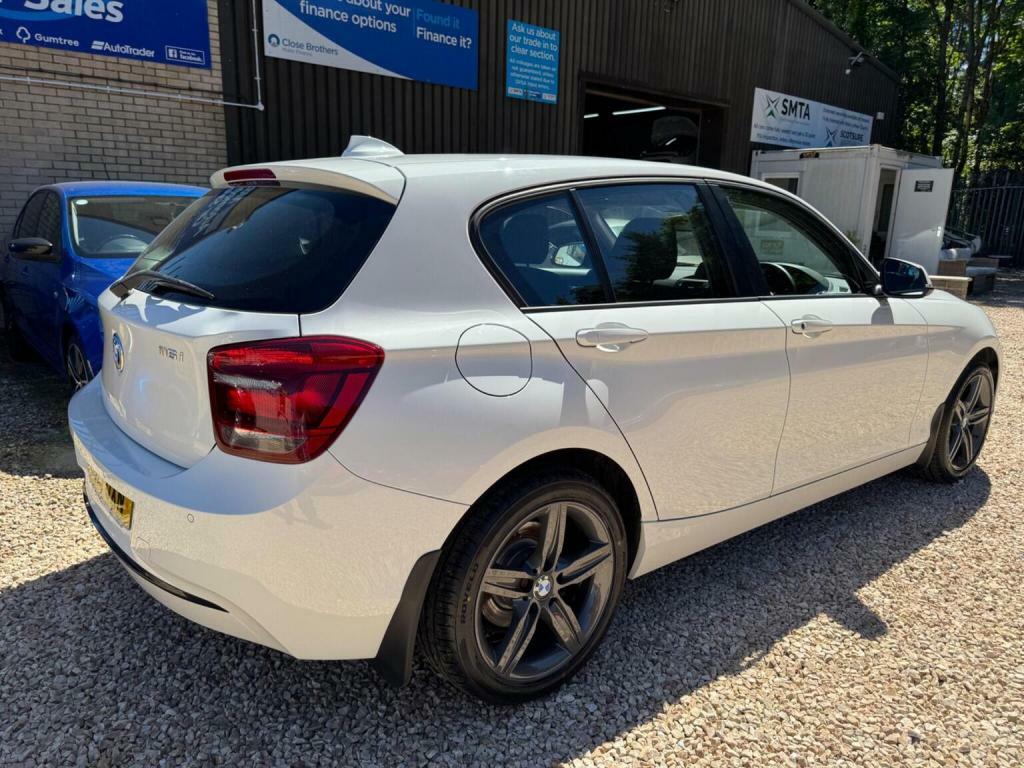 BMW 1 Series 2015 15 116D Black #24