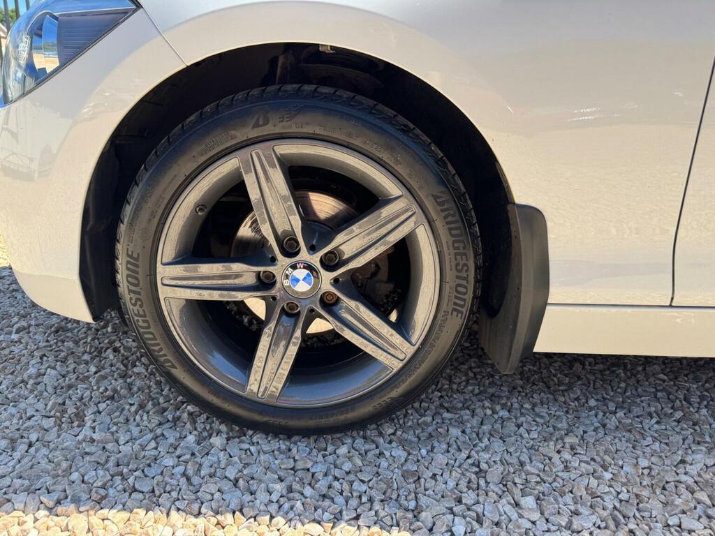 BMW 1 Series 2015 15 116D Black #21