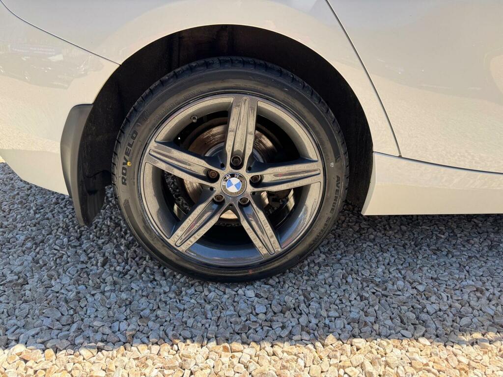 BMW 1 Series 2015 15 116D Black #19
