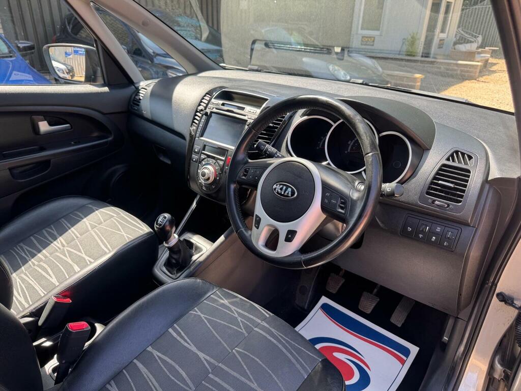 Kia Venga 1.6 3 123 Bhp White #11