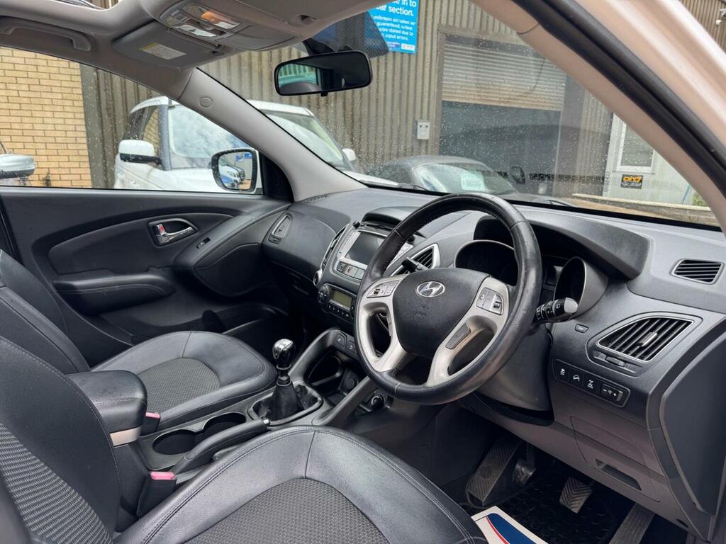 Hyundai Ix35 Hyundai Ix35 1.6 Gdi Style Black #14