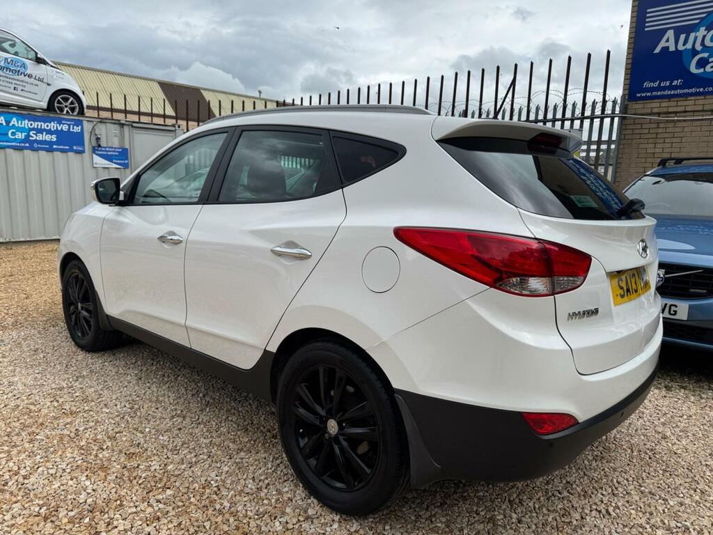 Hyundai Ix35 2.0 Crdi Premium 4Wd Euro 5 White #4