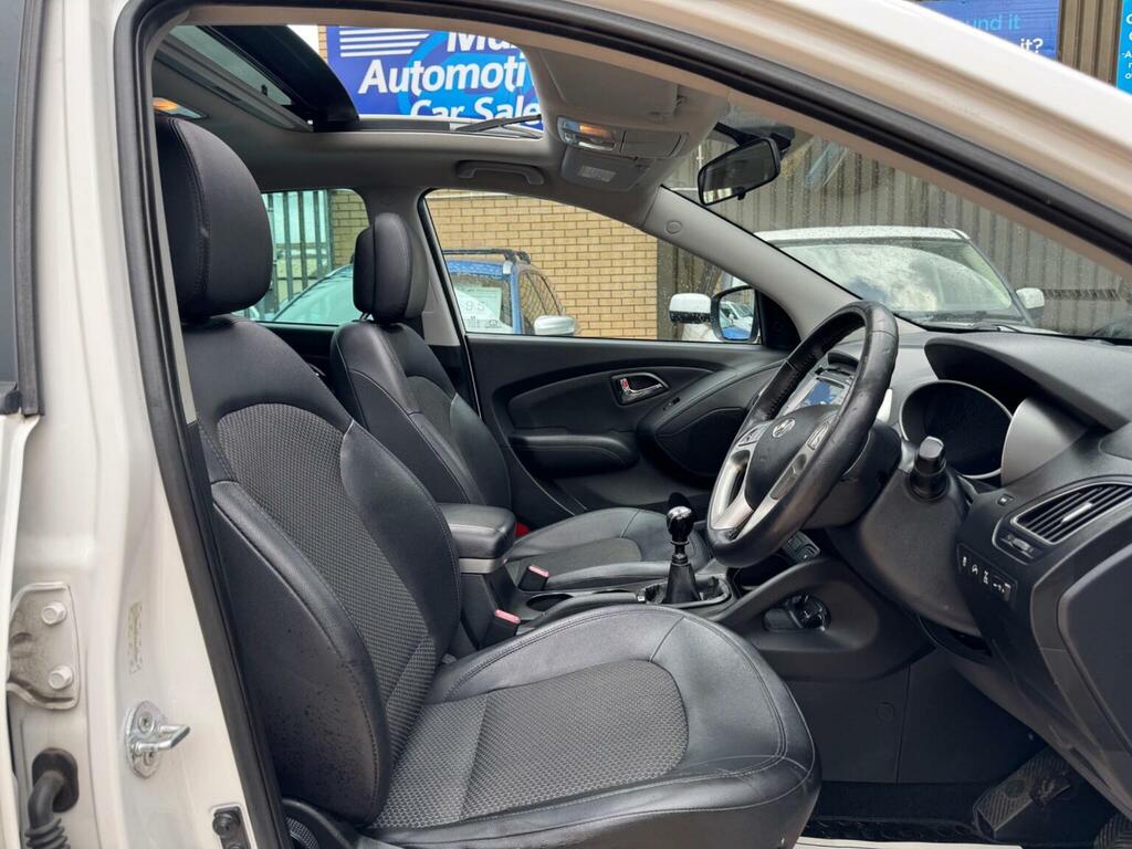 Hyundai Ix35 Hyundai Ix35 1.6 Gdi Style Black #12