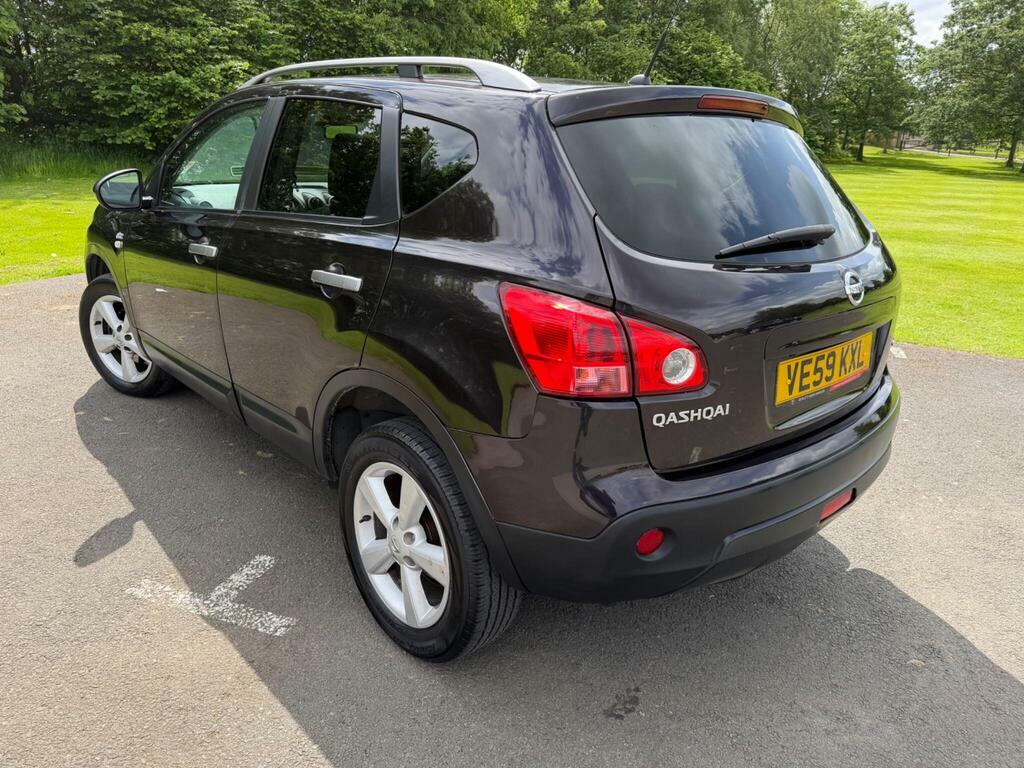 Nissan Qashqai 2.0 Dci N-tec 2Wd Black #4