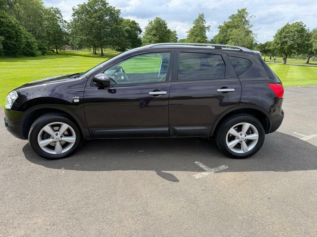 Nissan Qashqai 2.0 Dci N-tec 2Wd Black #6