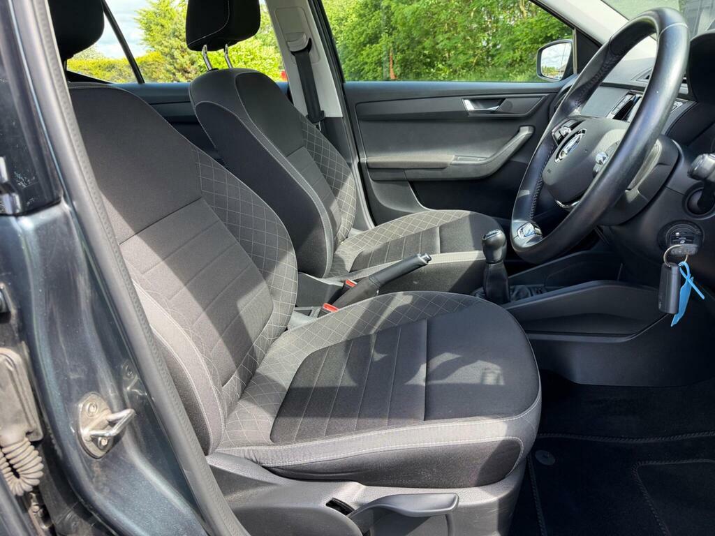 Skoda Fabia Se Blue #15