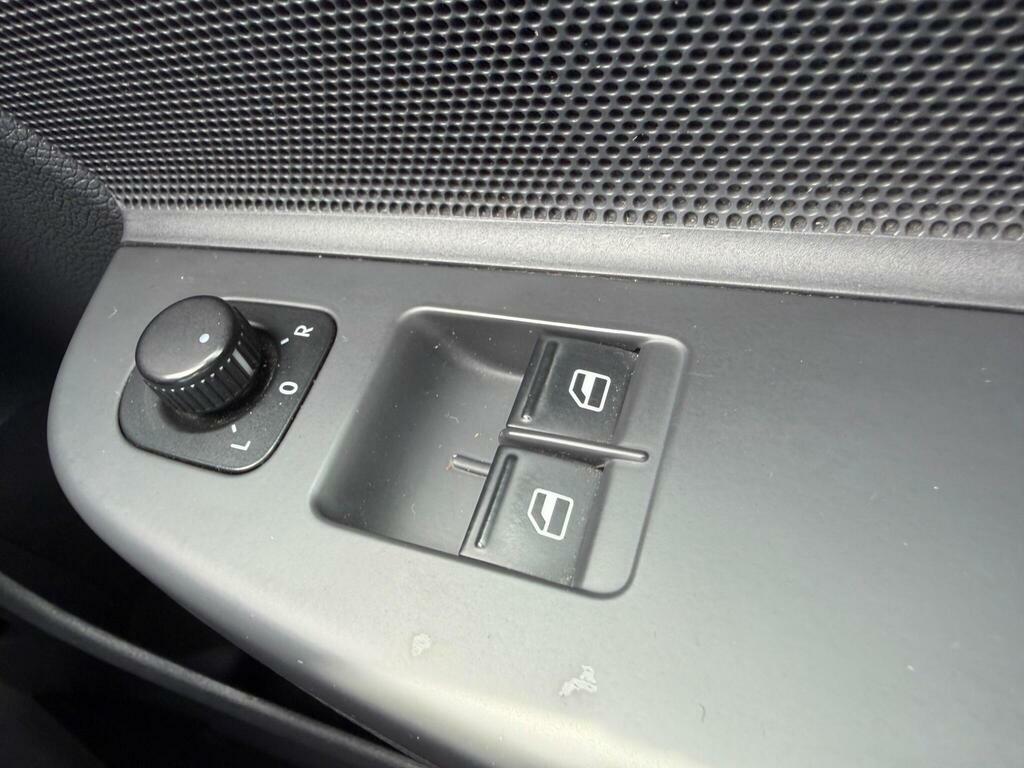 Volkswagen Golf 1.9 Match Tdi Black #25