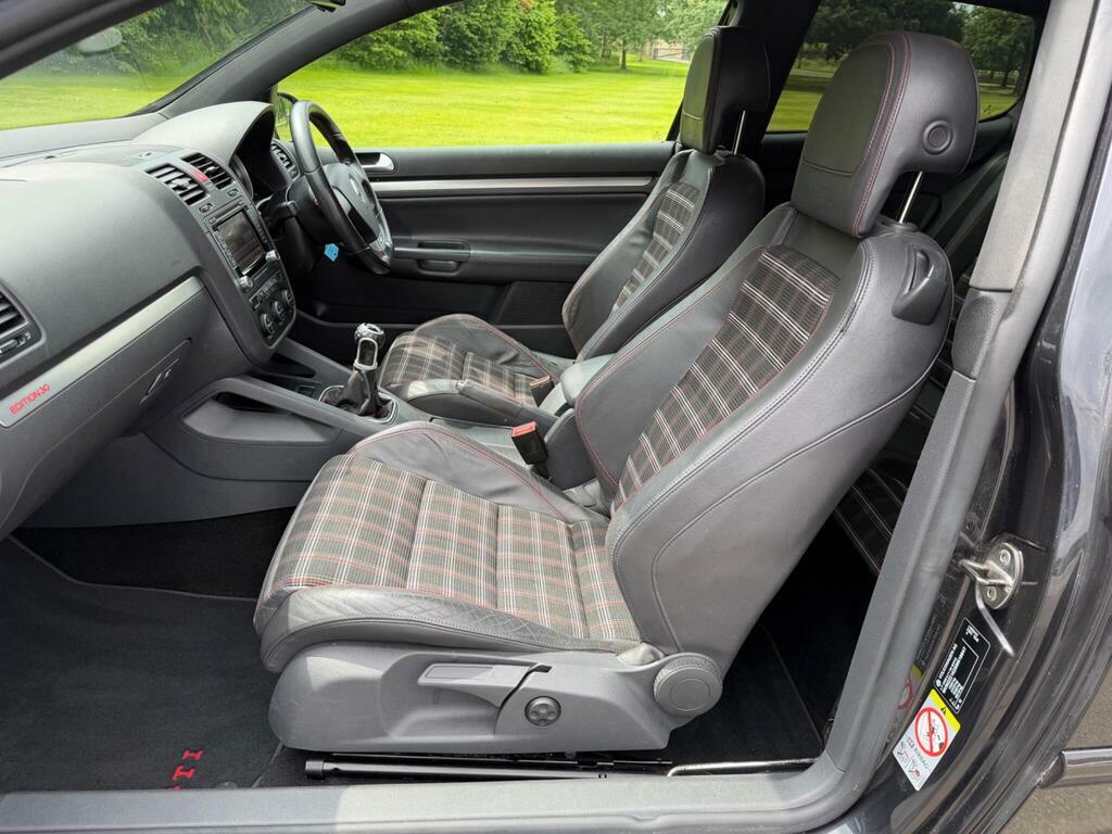 Volkswagen Golf 1.9 Match Tdi Black #37