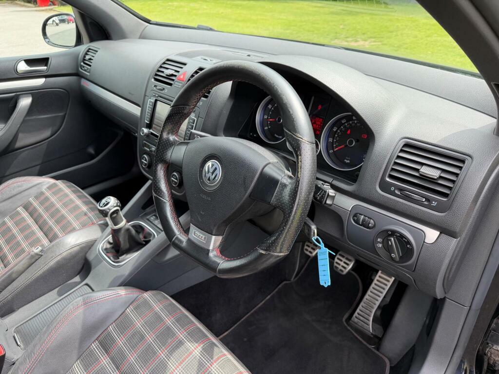 Volkswagen Golf 1.9 Match Tdi Black #38
