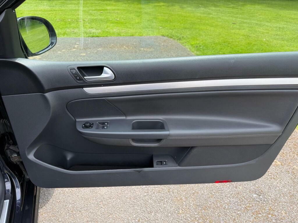Volkswagen Golf 1.9 Match Tdi Black #27