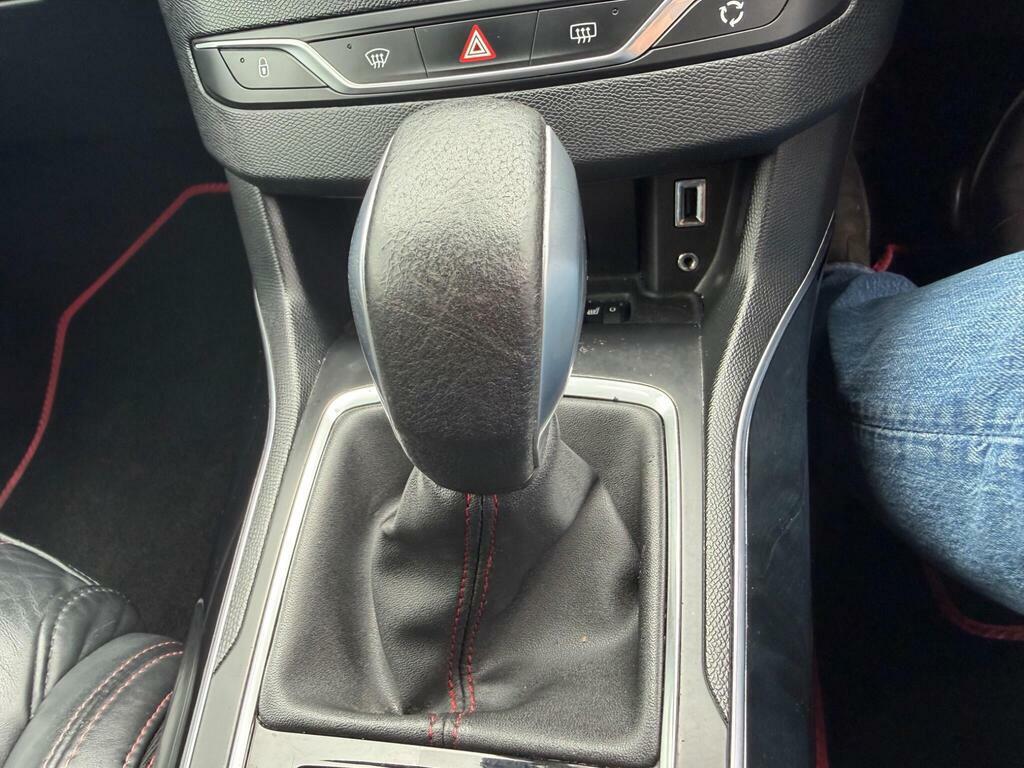 Peugeot 308 1.2 L Pure Tech Access White #12