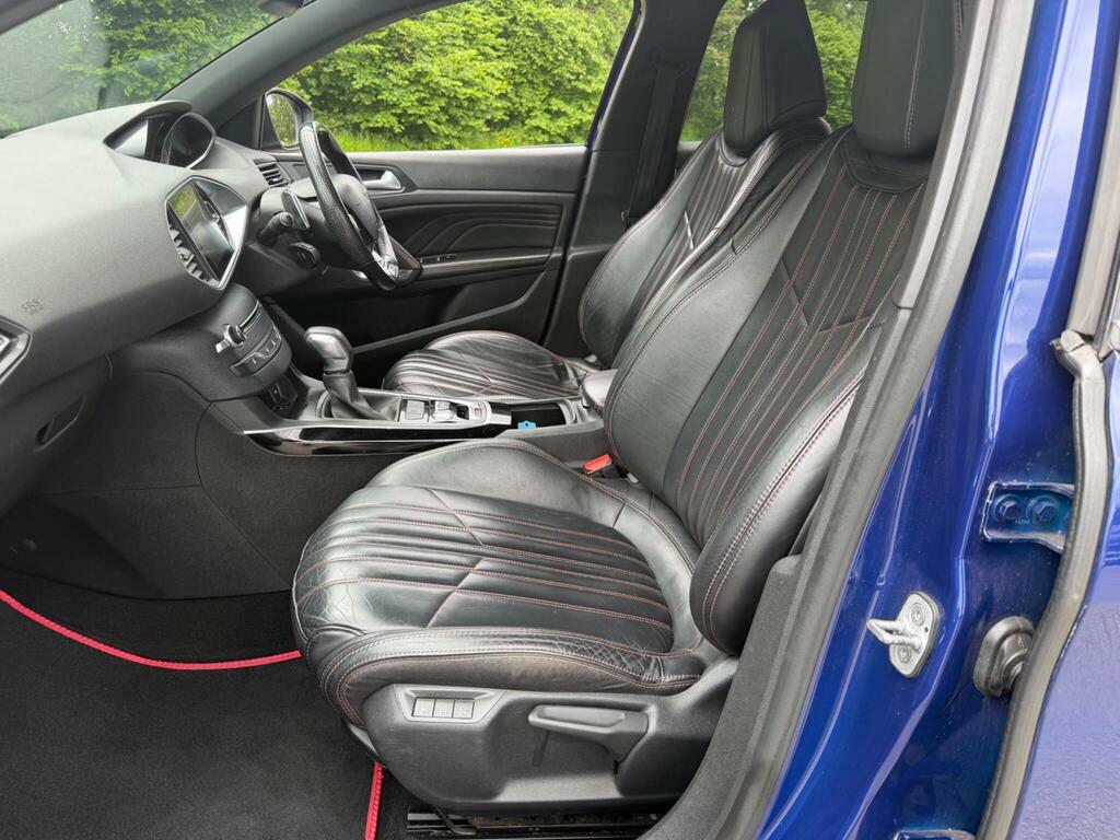 Peugeot 308 1.2 L Pure Tech Access White #34