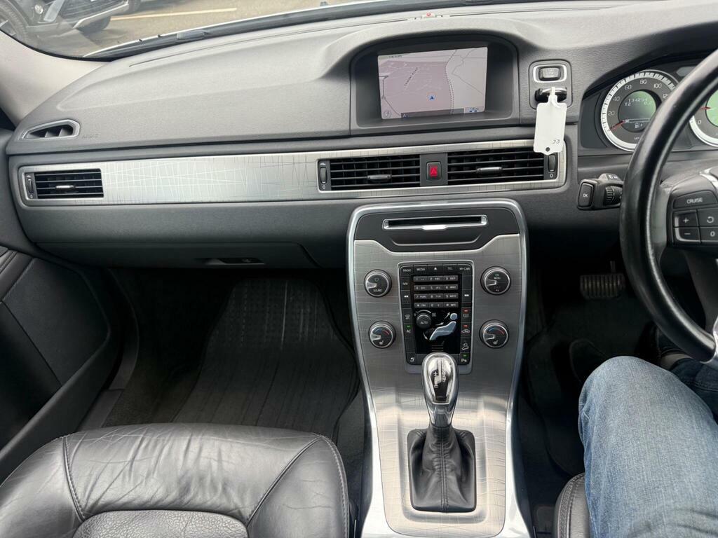 Volvo XC70  Red #19