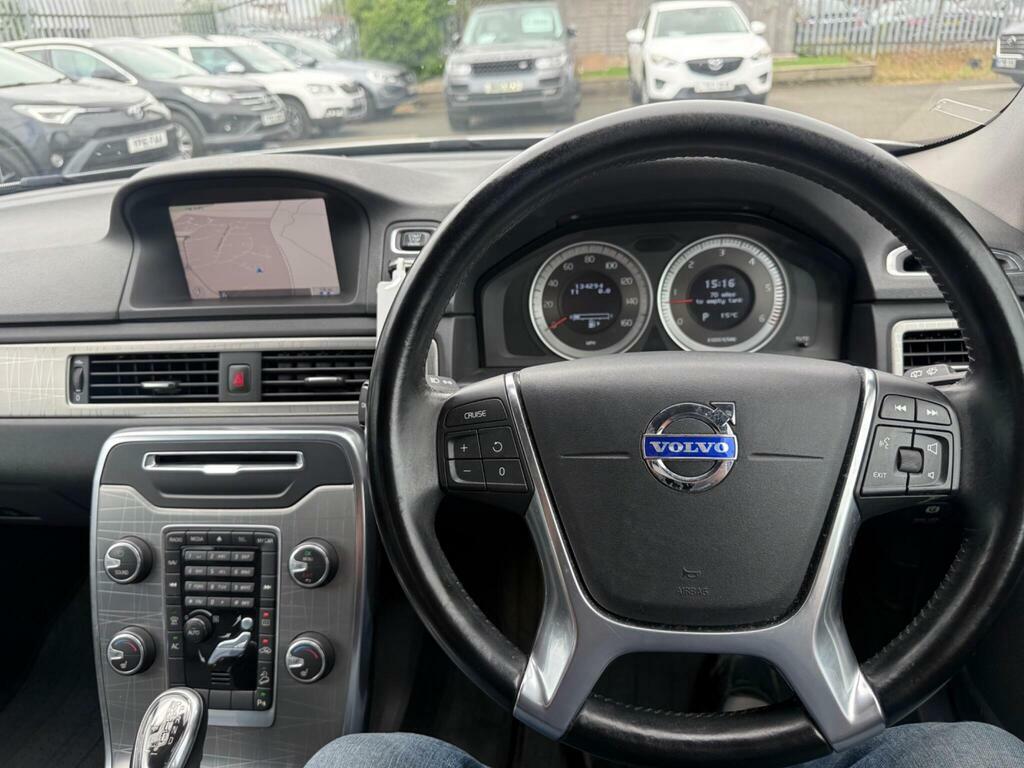 Volvo XC70  Red #18