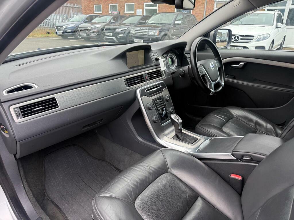 Volvo XC70  Red #14