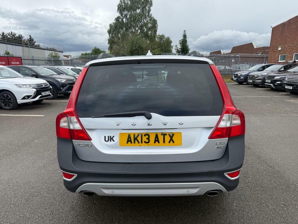 Volvo XC70  Red #9