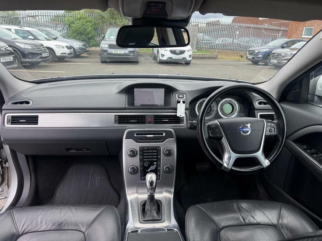 Volvo XC70  Red #17