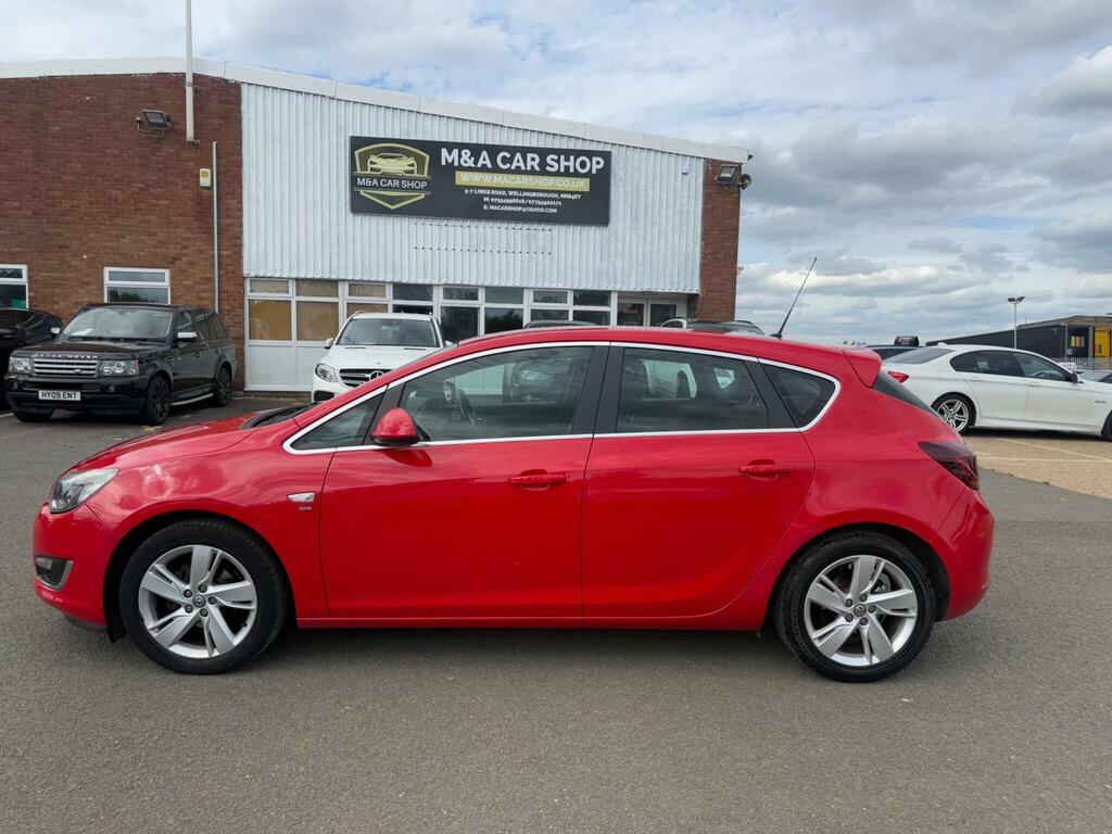 Vauxhall Astra 1.6L Excite Black #7