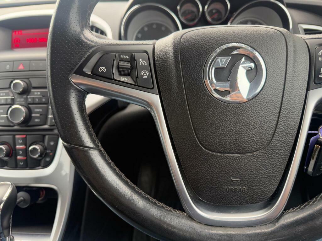 Vauxhall Astra 1.6L Excite Black #21