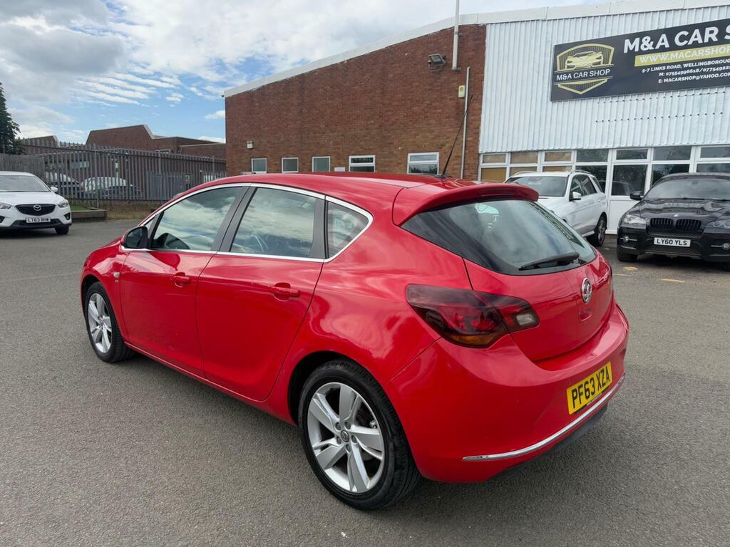 Vauxhall Astra 1.6 16V Sri Euro 5 Red #5