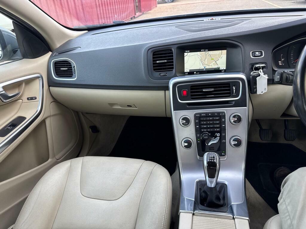Volvo S60 2L R-design Nav Grey #19