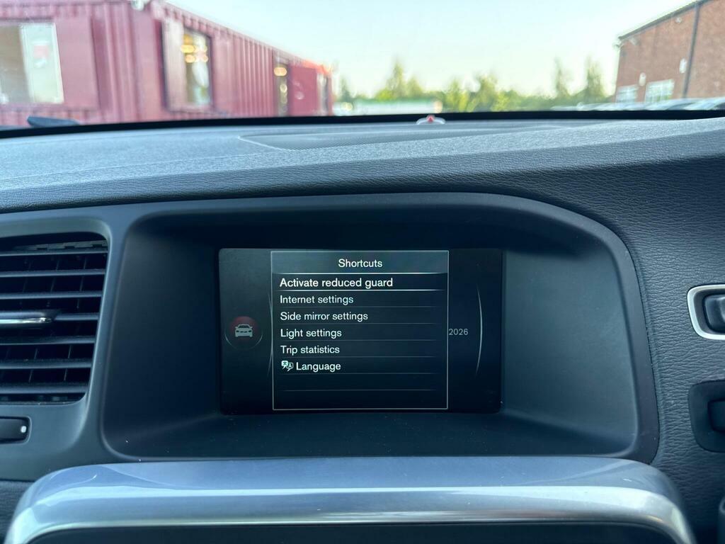 Volvo S60 2L R-design Nav Grey #25