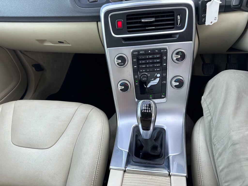 Volvo S60 2L R-design Nav Grey #21