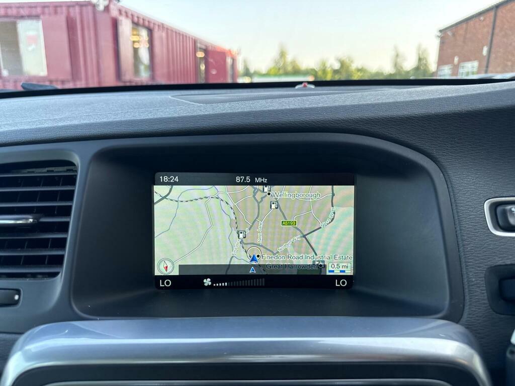 Volvo S60 2L R-design Nav Grey #23