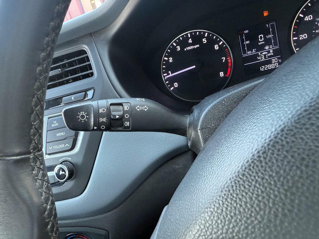Hyundai I20 1L Turbo Edition Red #23