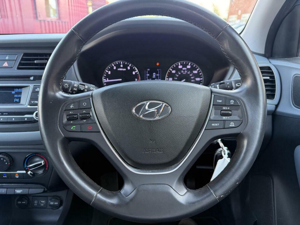 Hyundai I20 1L Turbo Edition Red #20