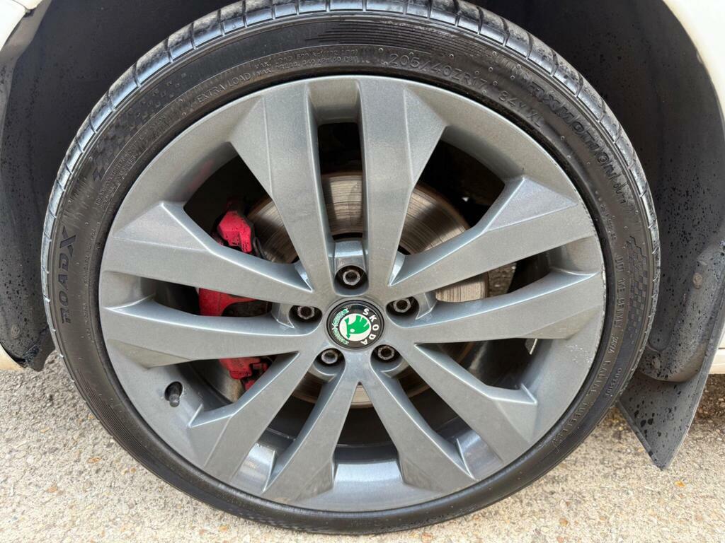 Skoda Fabia 1.2 Tsi Elegance Dsg Euro 5 Grey #32
