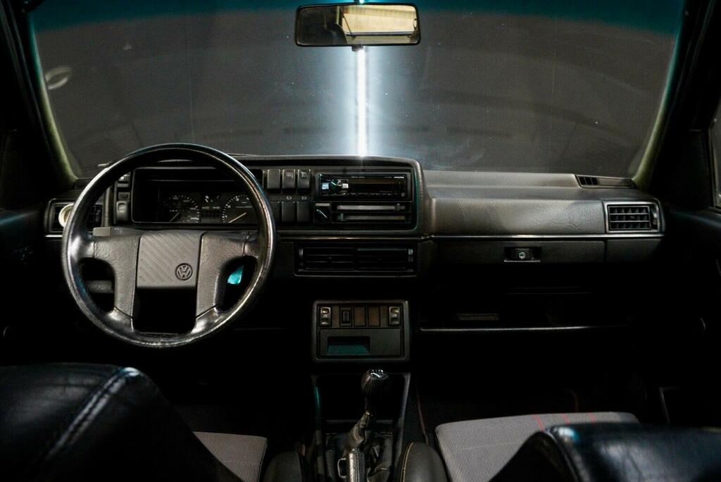 Volkswagen Golf -- #24