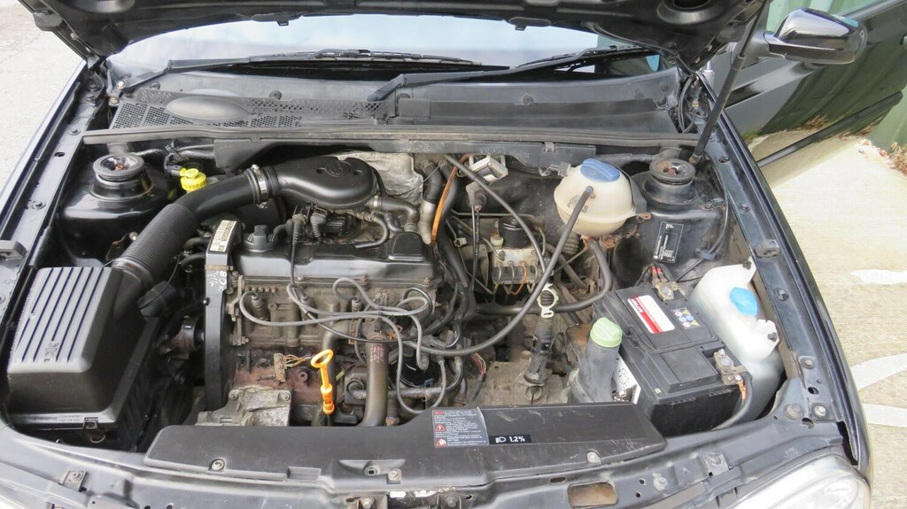 Volkswagen Golf 1.8 S Convertible Black #6