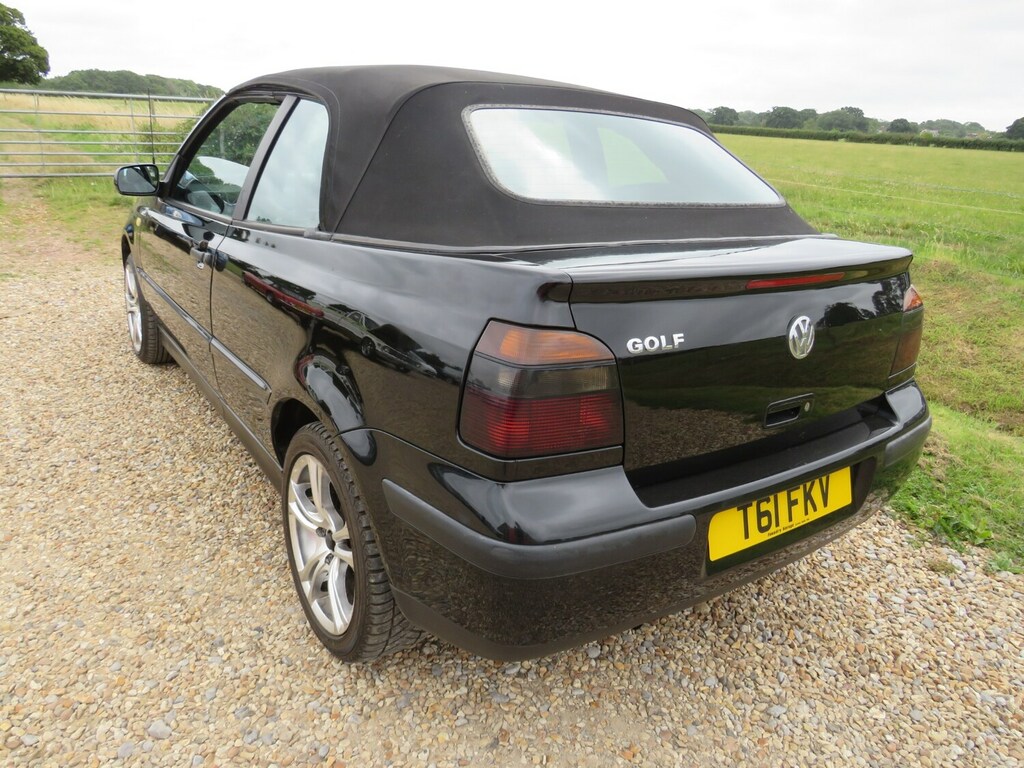 Volkswagen Golf 1.8 S Convertible Black #3